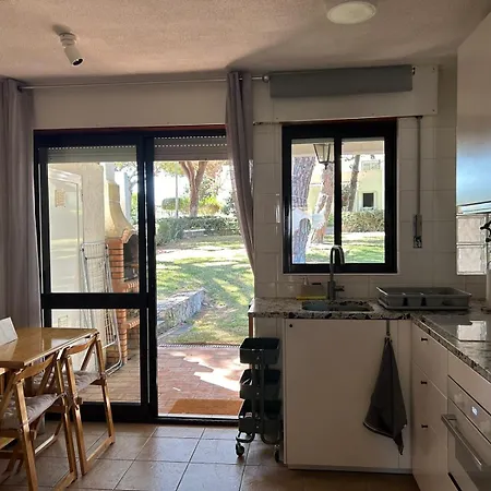 Cosy Acoteias Албуфейра